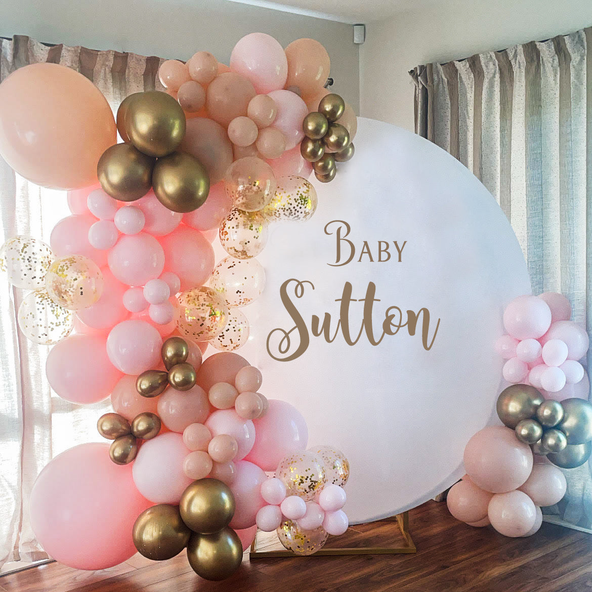 Luxury Balloon Garland with Acrylic Backdrop – FiestaBalloons